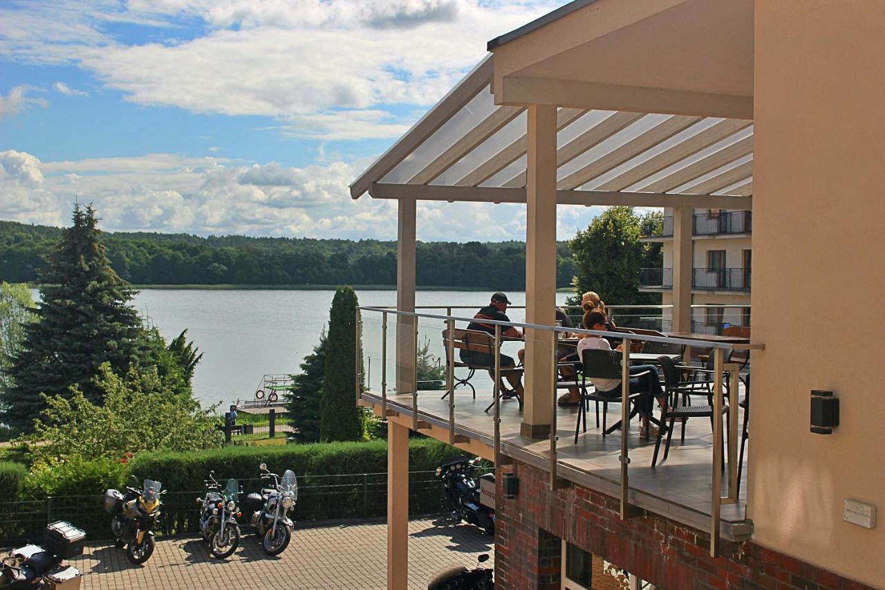 Hotel Huszcza Mragowo Exterior photo